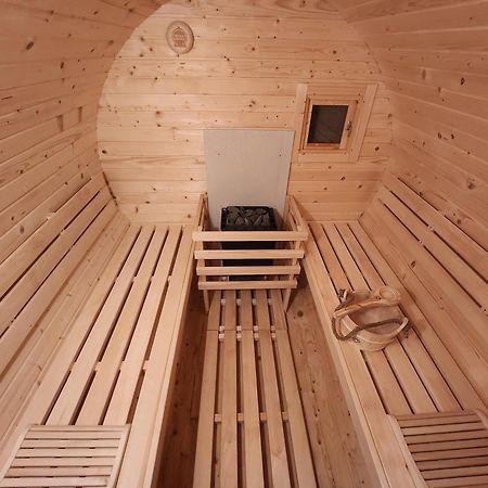Haus Strandkoerv Mit Fass-Sauna Лоддин Экстерьер фото